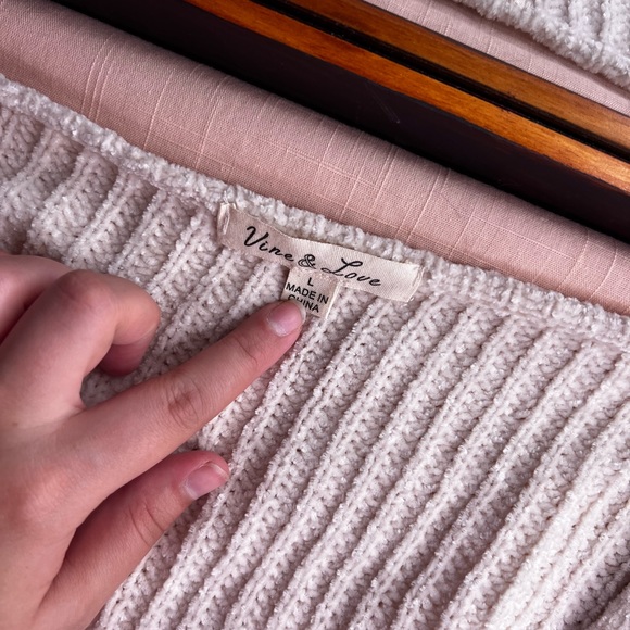 Sweater - Picture 2 of 2